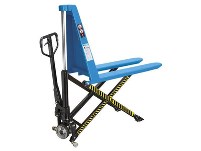 Sollevatore per pallets