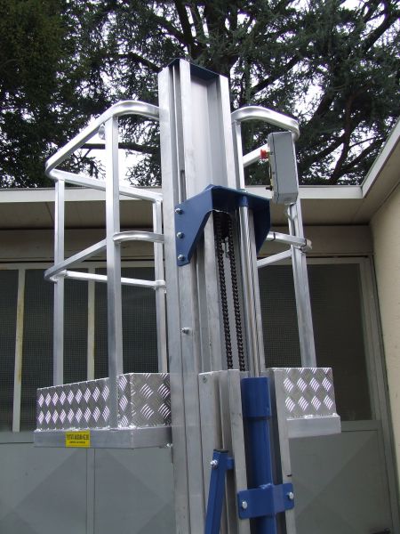 La Piattaforma Aerea Elettrica Compatta E5m200