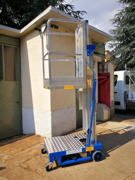La Piattaforma Aerea Elettrica Compatta E5m200